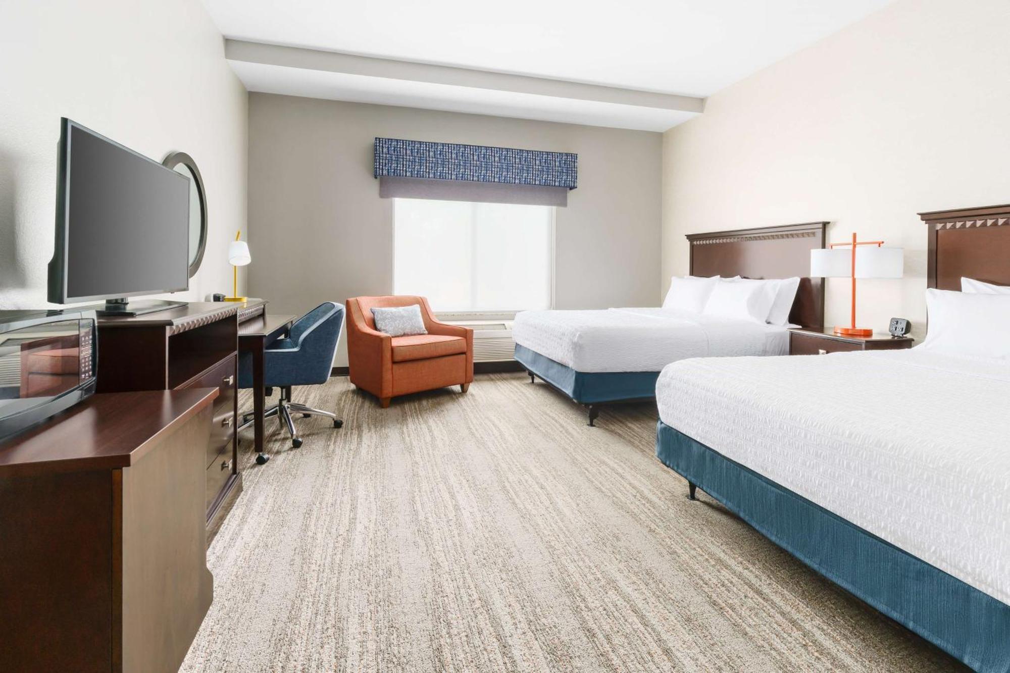 Hampton Inn & Suites Thousand Oaks Exterior photo